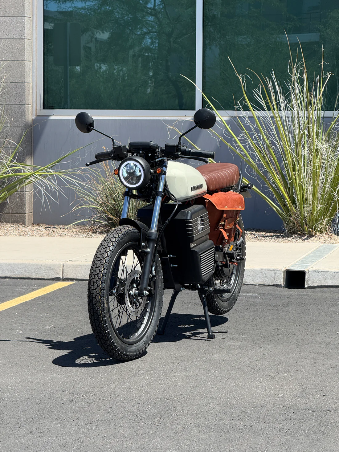 Beachman 64 | Electric Cafe Racer E-Bike & Moped - Image 4